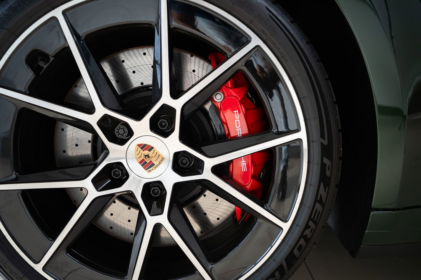 Used 2026 Porsche 911 Targa 4 GTS image 31