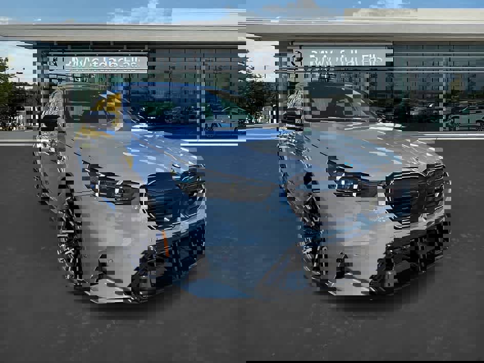 New 2026 BMW M5 w/ Executive Package