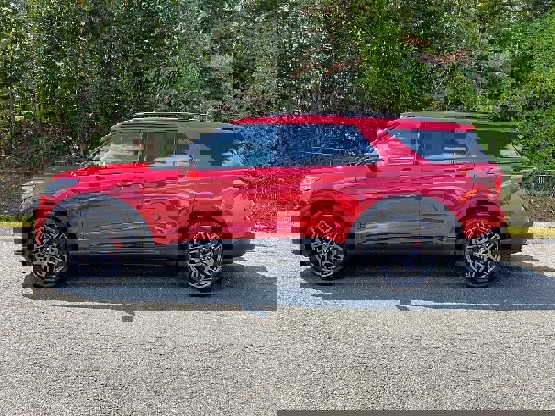 Certified 2025 Ford Explorer ST w/ Sun And Sound Package image 4