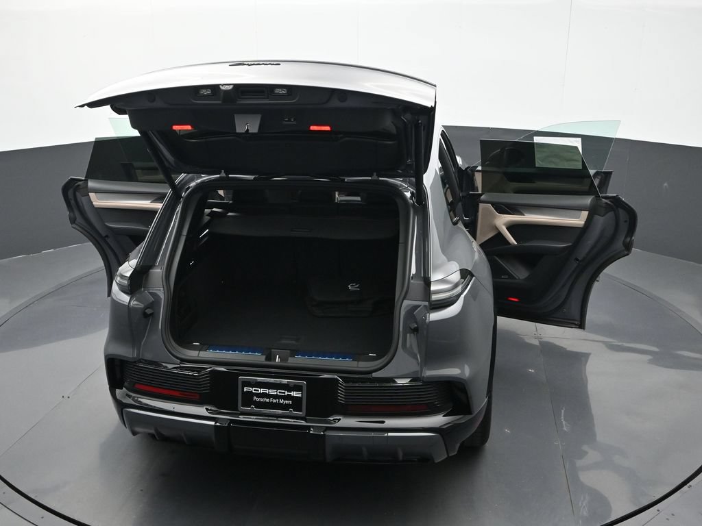 New 2026 Porsche Cayenne Electric AWD/4WD image 28