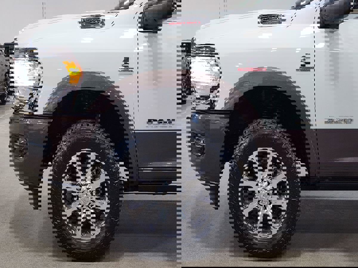 Used 2024 RAM 2500 Limited w/ Safety Group image 5