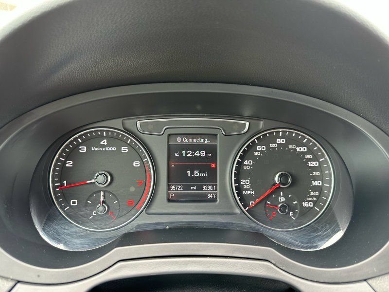 Used 2018 Audi Q3 2.0T Premium Plus w/ Premium Plus Package AWD/4WD image 19