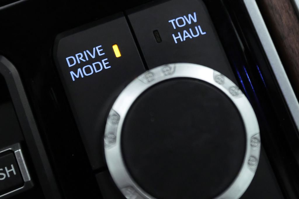 Used 2023 Toyota Sequoia Capstone image 34