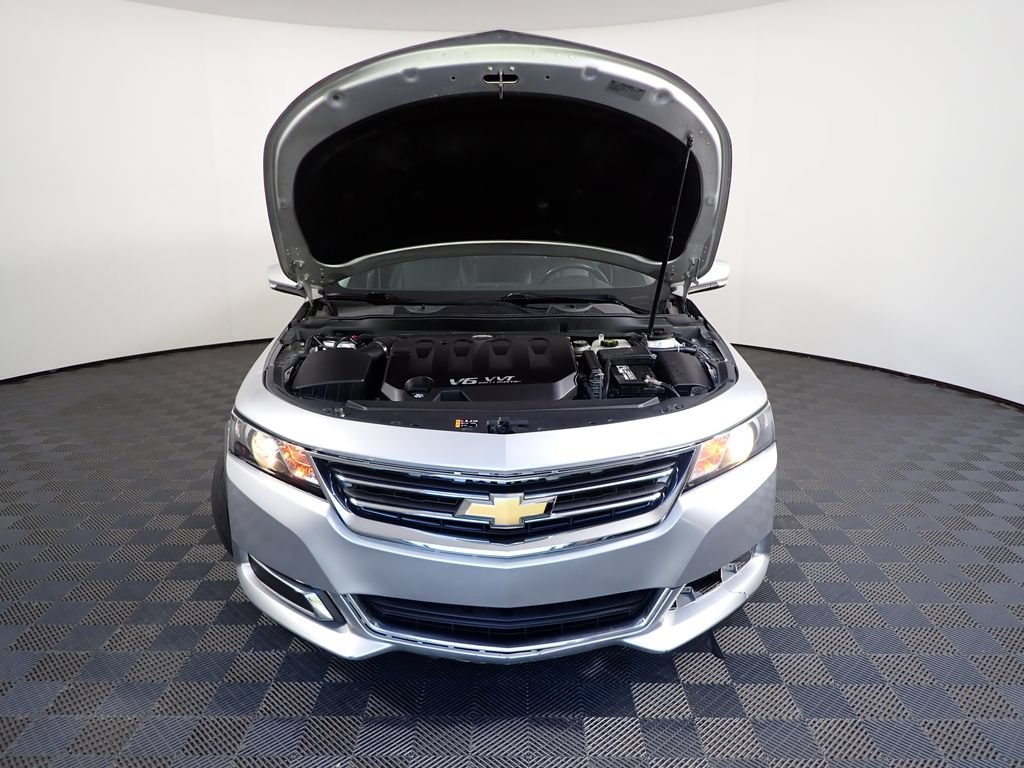 Used 2016 Chevrolet Impala LT FWD image 34