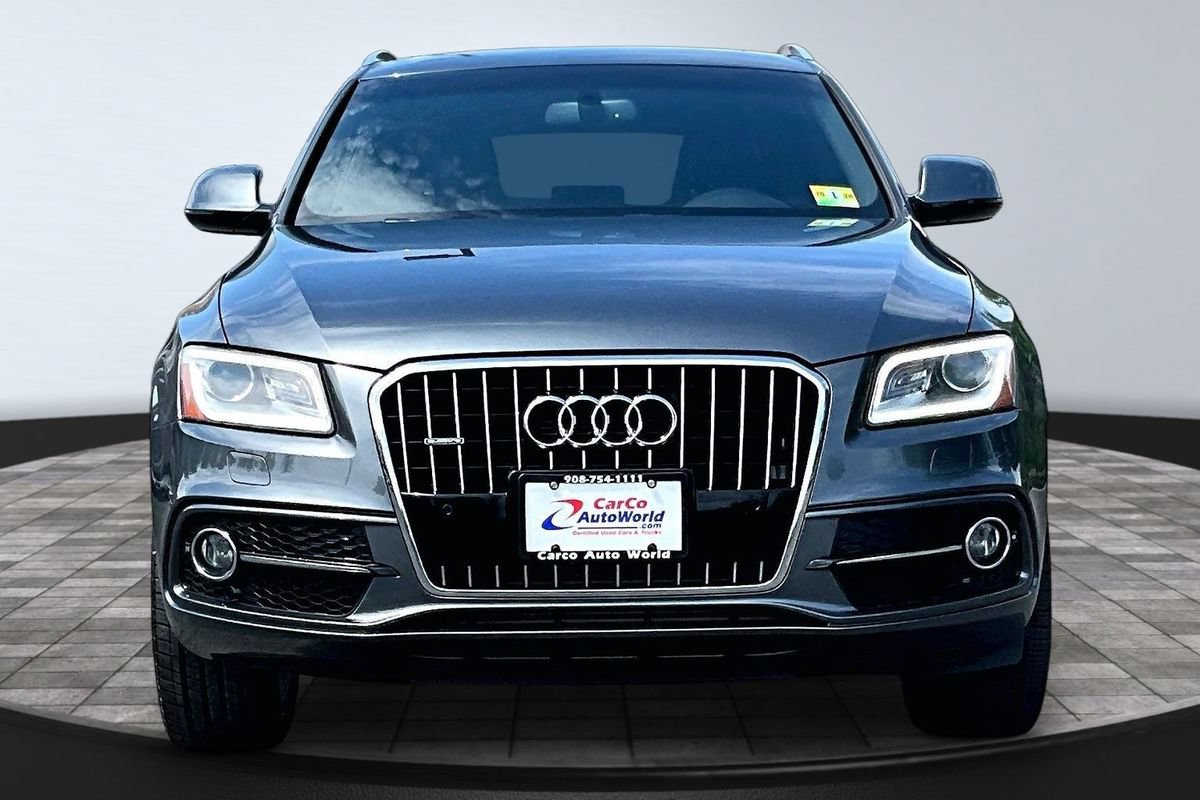 Used 2017 Audi Q5 2.0T Premium Plus w/ Technology Package AWD/4WD image 2