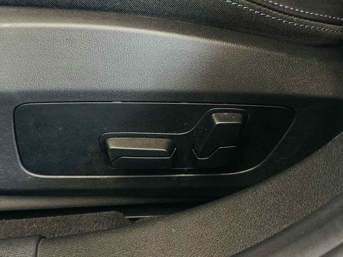 Used 2025 BMW 228i xDrive w/ Premium Package AWD/4WD image 31