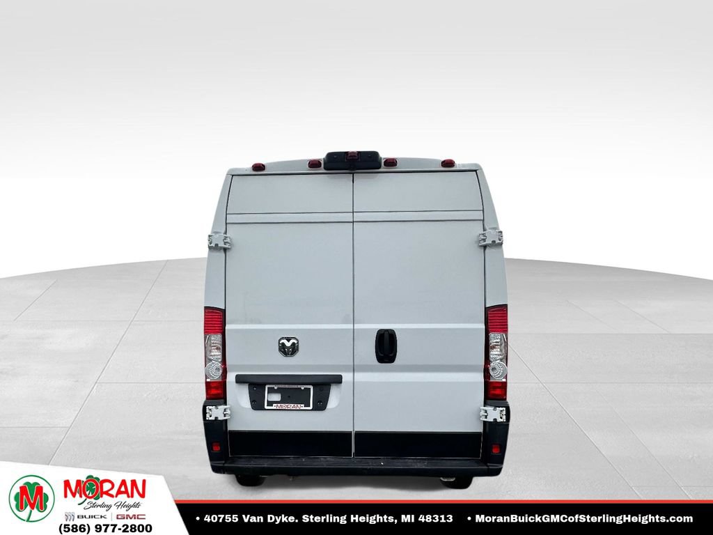 Used 2025 RAM ProMaster 2500 w/ Convenience Group FWD image 4