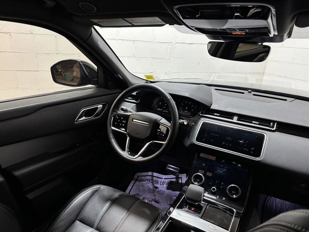 Used 2023 Land Rover Range Rover Velar R-Dynamic S image 34