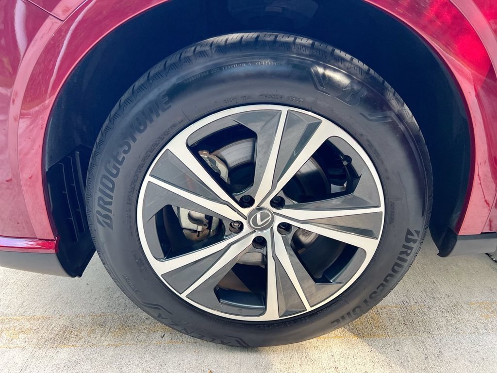 Certified 2025 Lexus RX 350 Premium w/ Accessory Package (Z1) FWD image 9