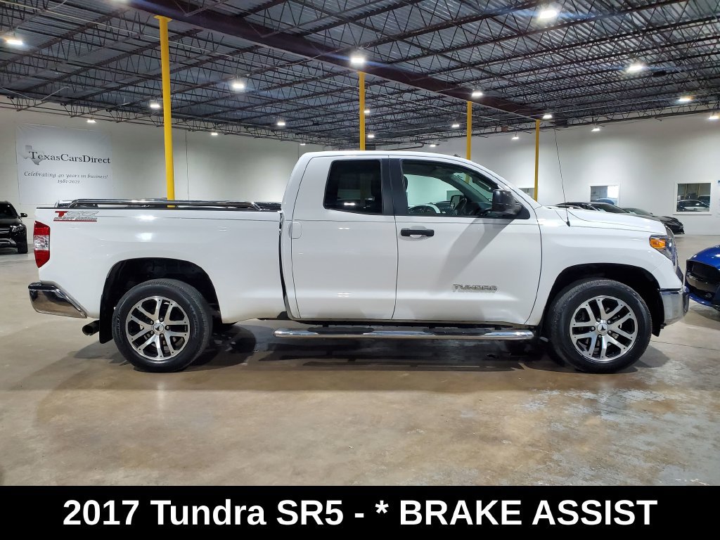 Used 2017 Toyota Tundra SR5 w/ SR5 Upgrade Package RWD image 5