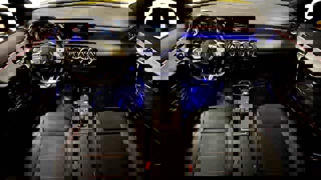 Used 2023 Mercedes-Benz CLA 250 4MATIC image 5