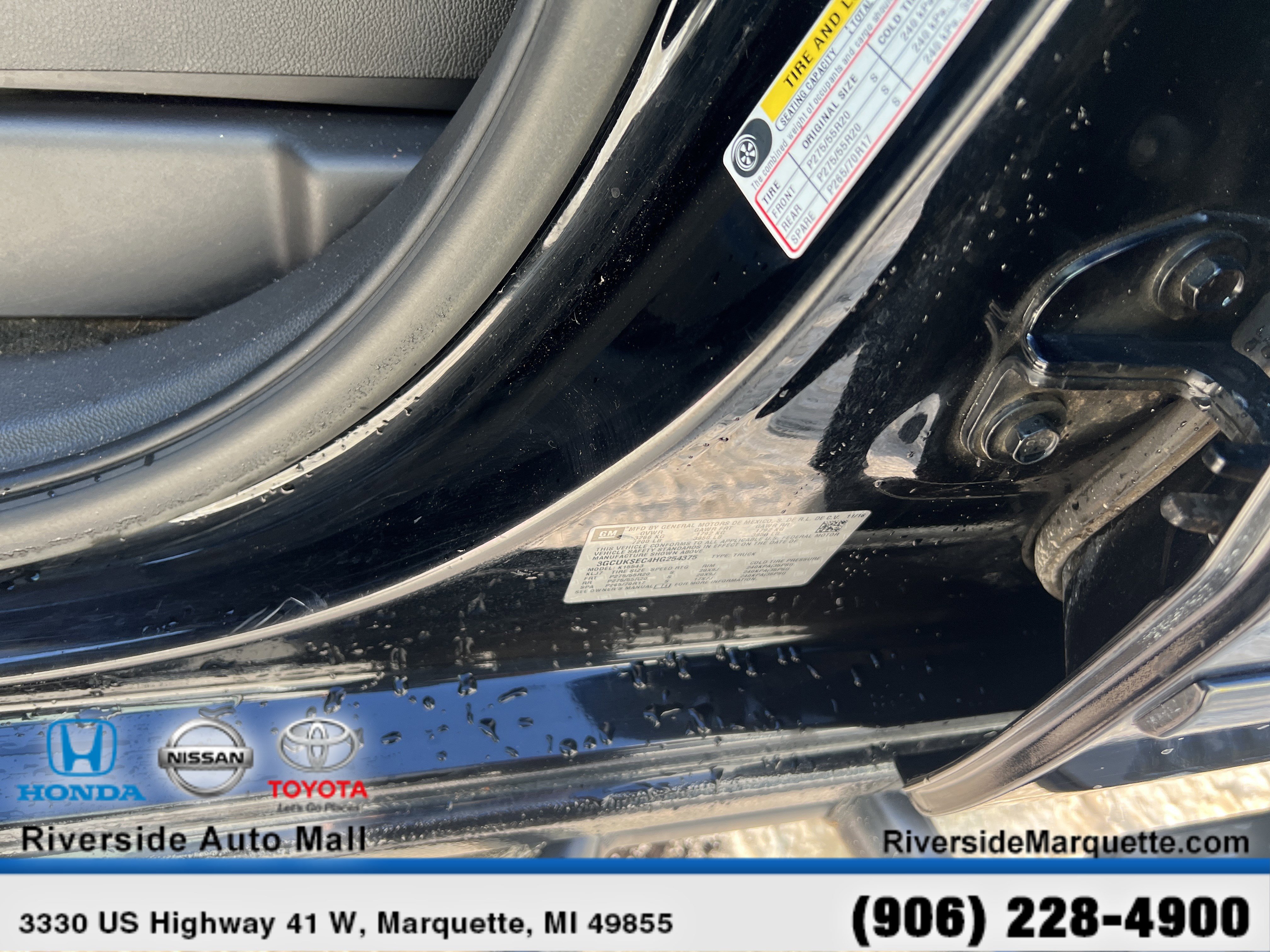 Used 2017 Chevrolet Silverado 1500 LTZ Z71 w/ Realtree Edition image 14