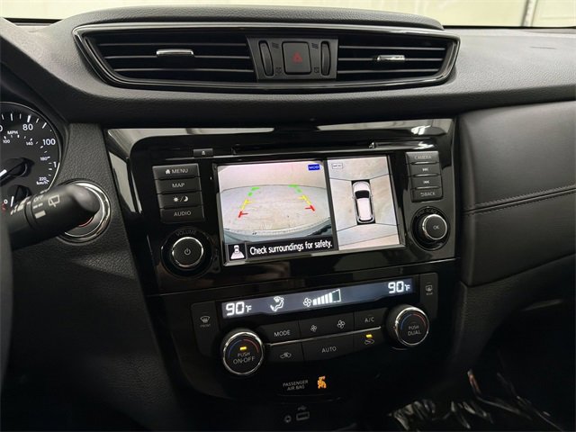 Used 2020 Nissan Rogue SL image 27