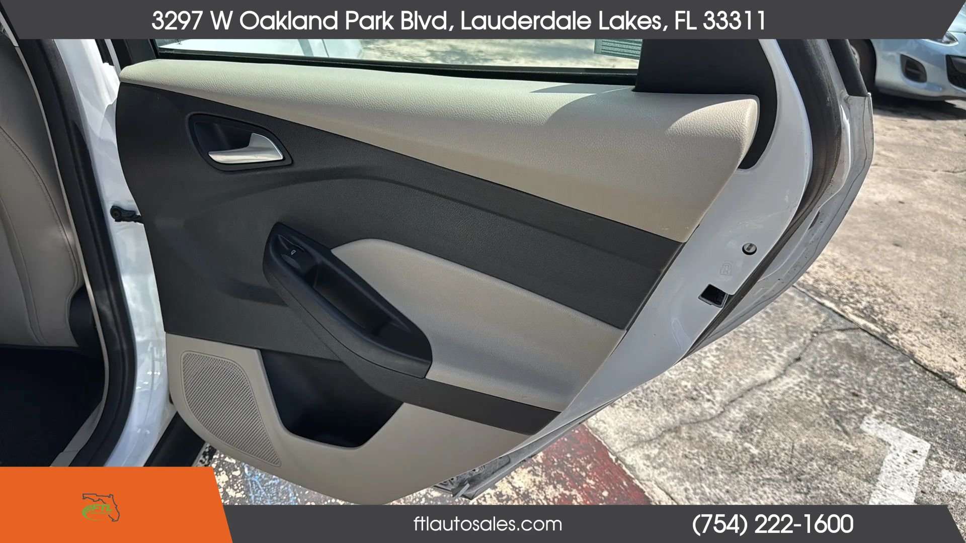 Used 2016 Ford Focus SE FWD image 24