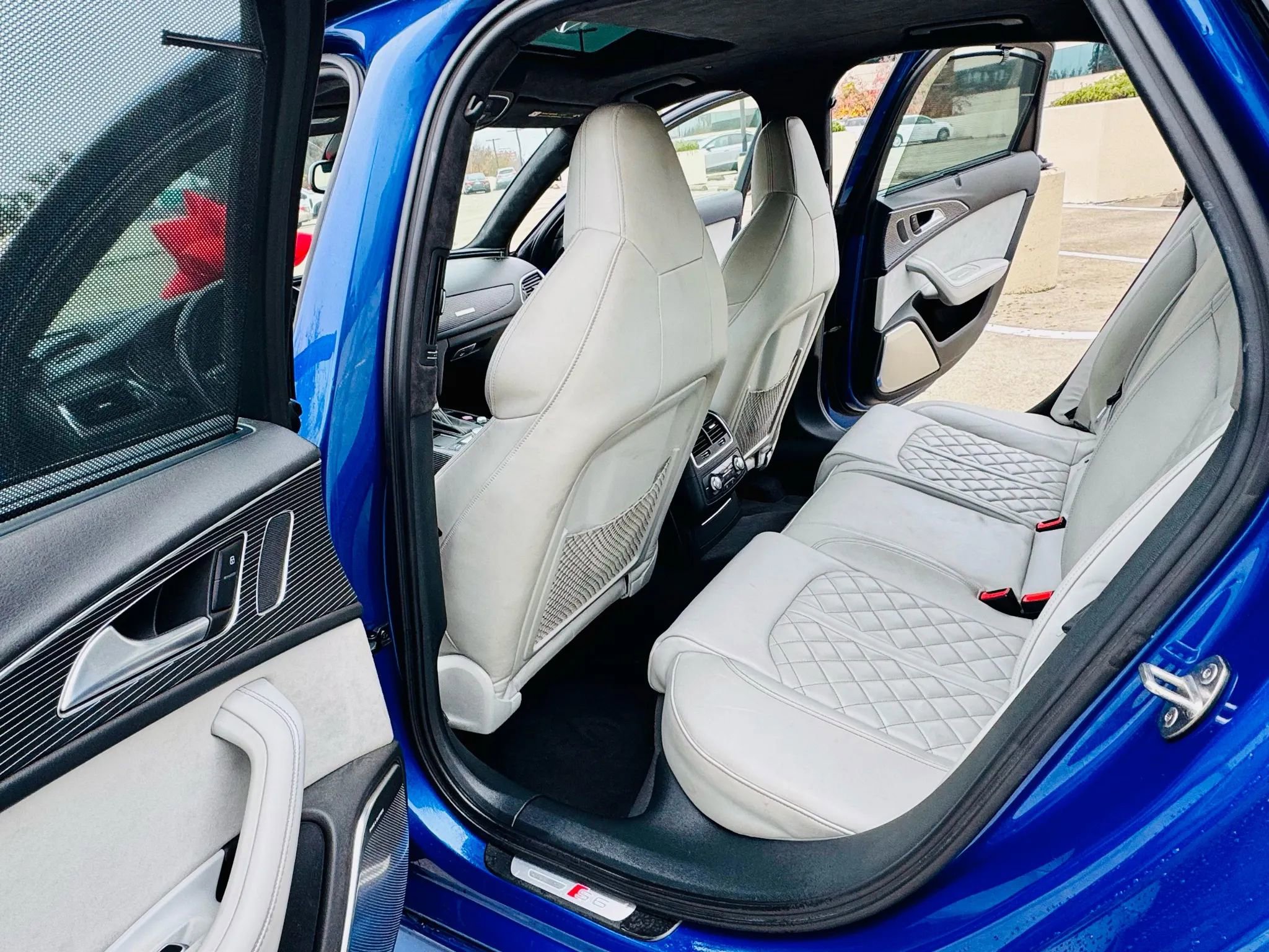 Used 2016 Audi S6 Prestige image 16