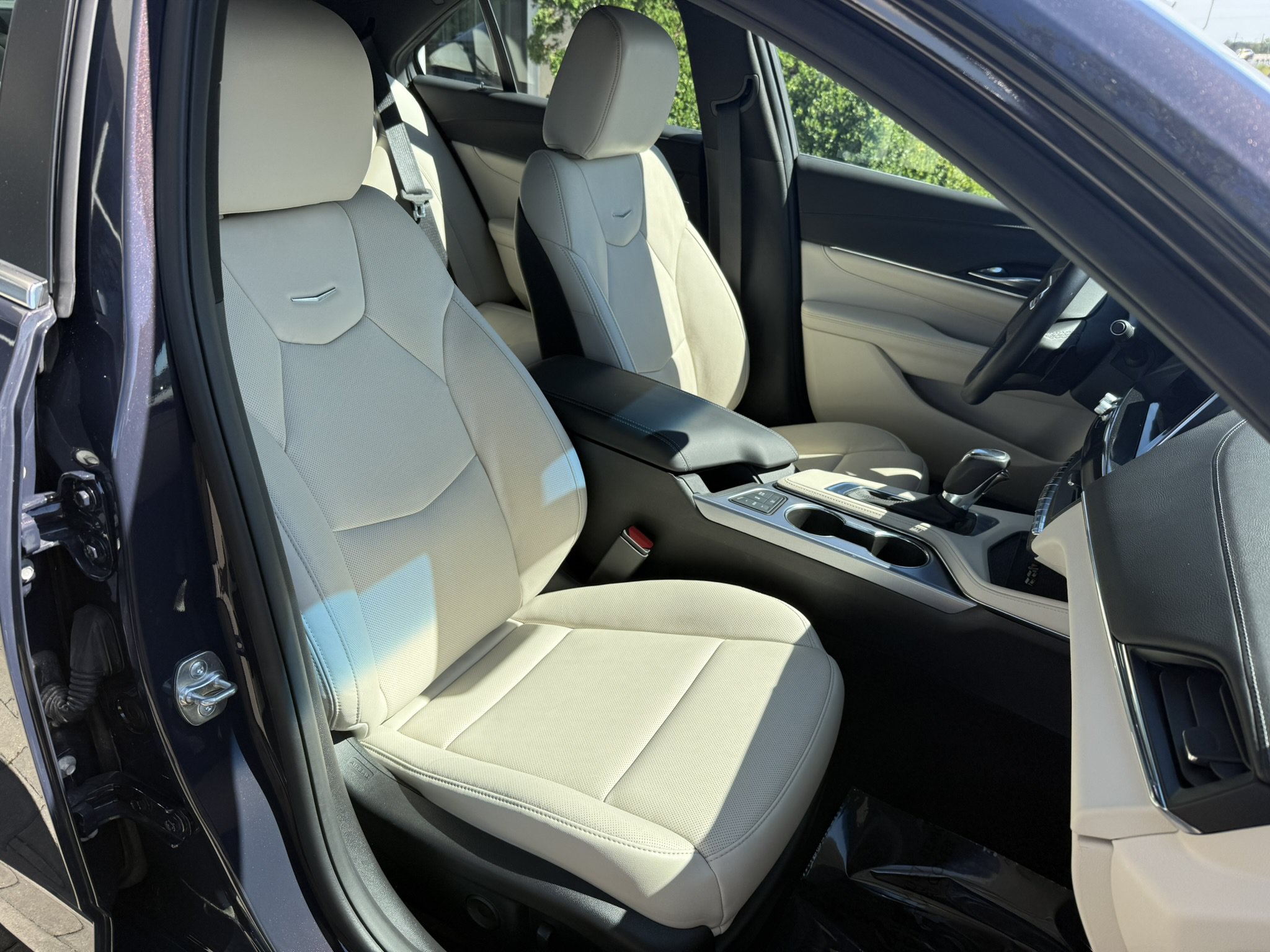 Used 2025 Cadillac CT4 Premium Luxury AWD/4WD image 19