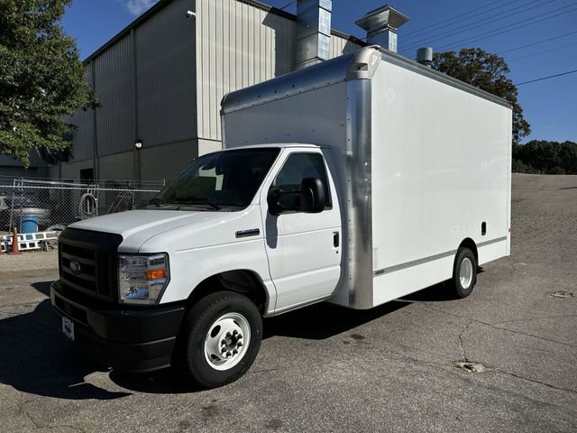 New 2024 Ford E-450 and Econoline 450 Super Duty w/ Driver's Safety Package image 4