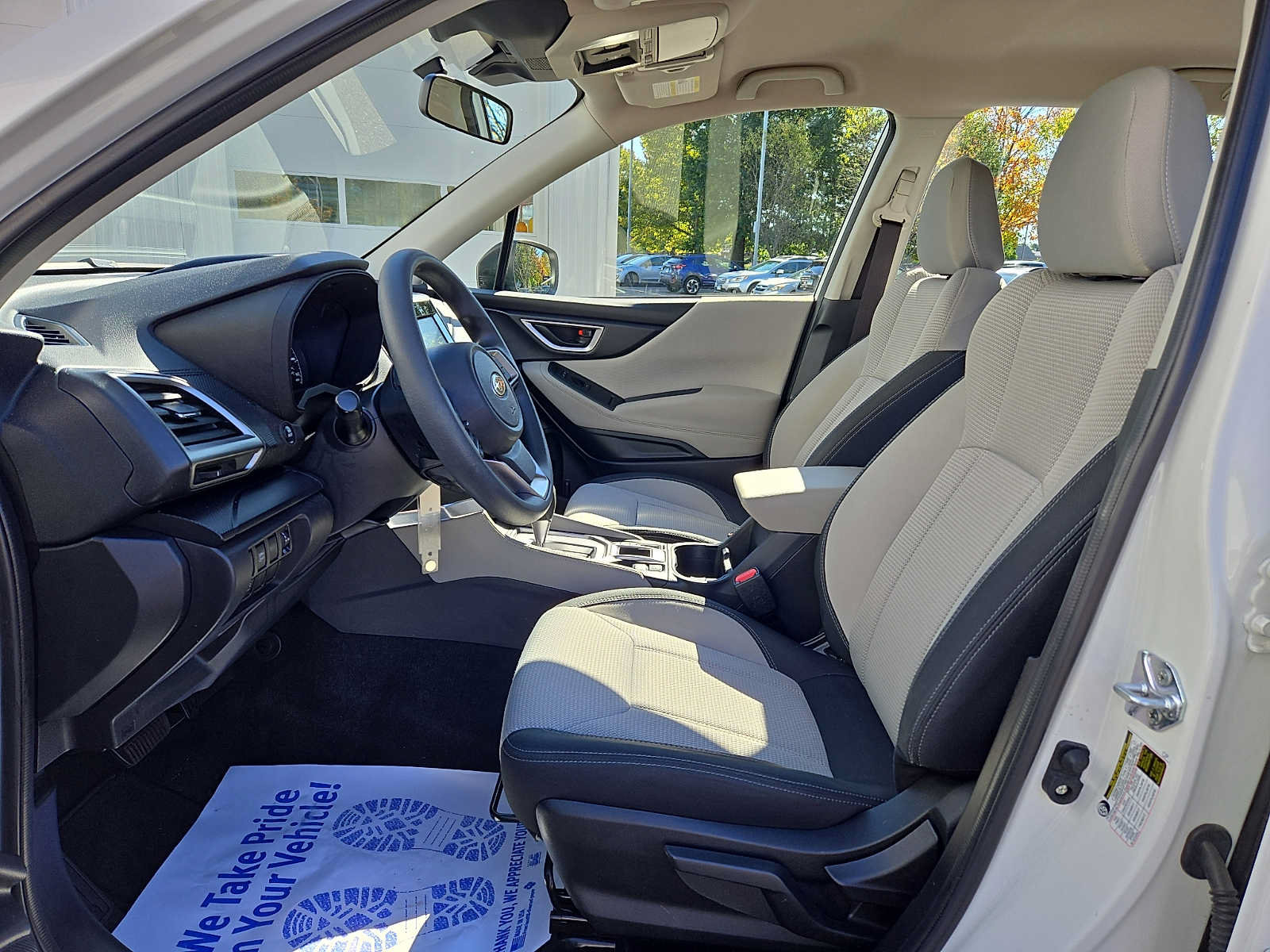 Used 2024 Subaru Forester AWD/4WD image 11