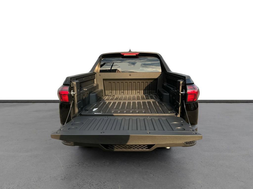 Used 2025 Hyundai Santa Cruz SE image 24