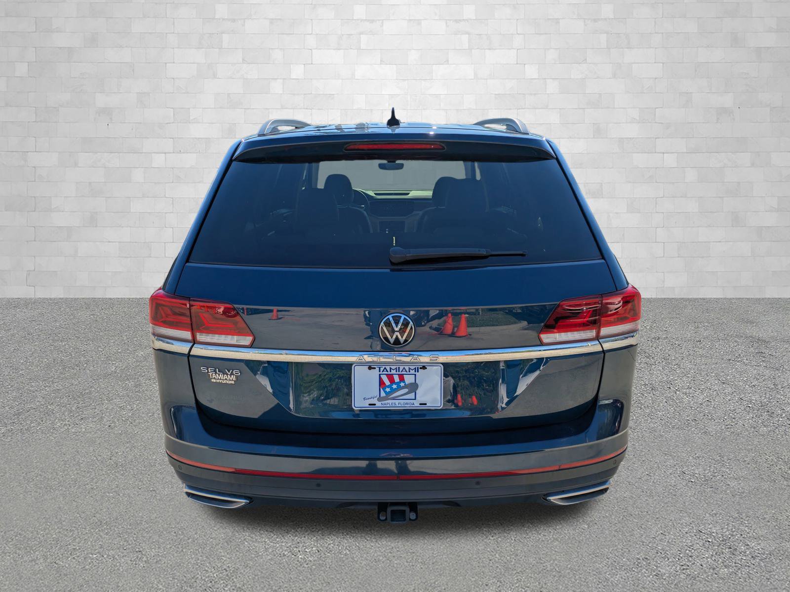 Used 2021 Volkswagen Atlas SEL image 3