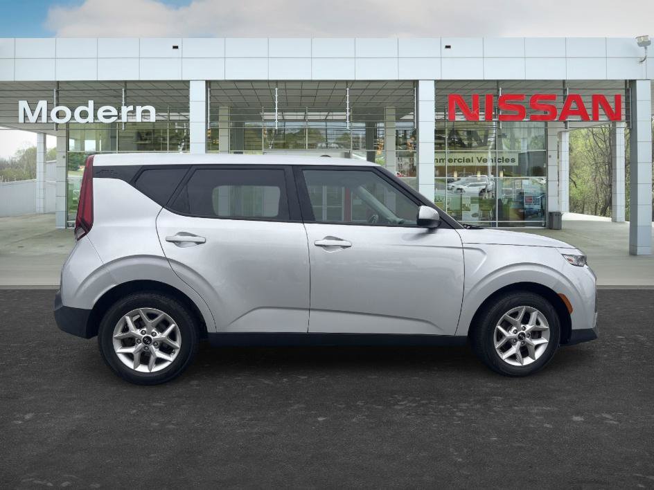 Used 2020 Kia Soul S FWD image 6