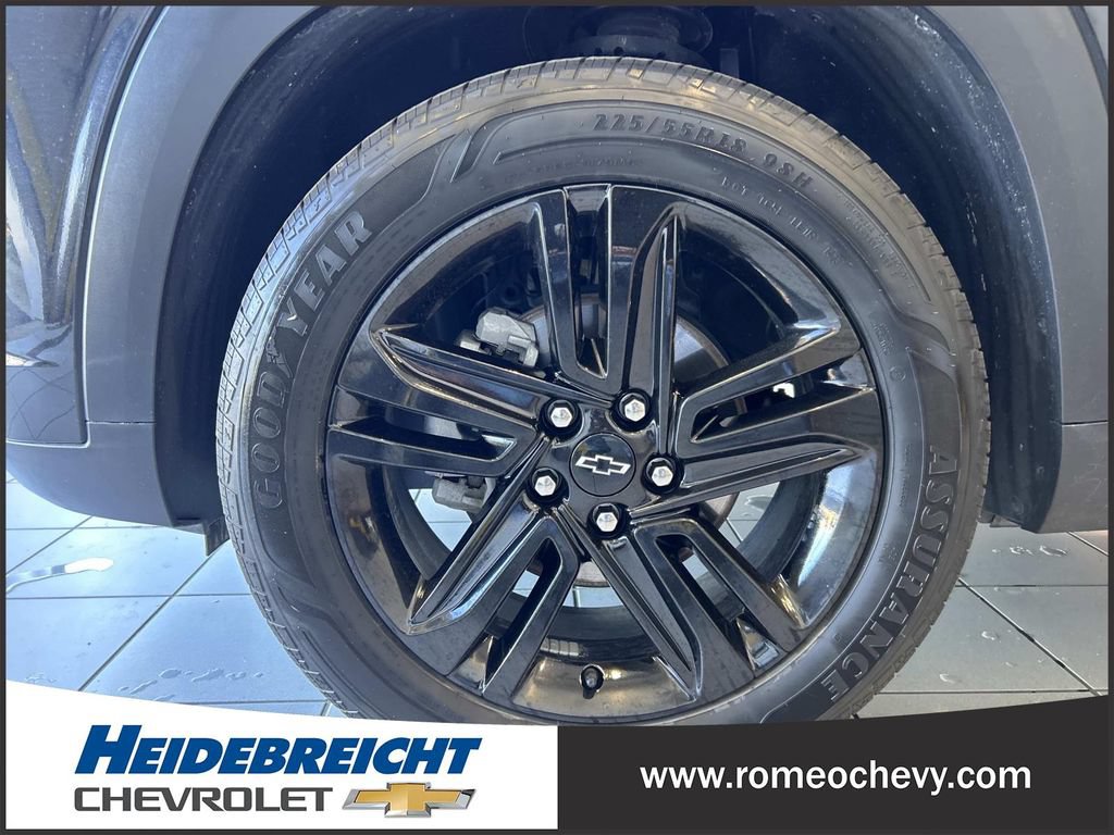 Used 2024 Chevrolet Trax ACTIV w/ Sunroof Package FWD image 7