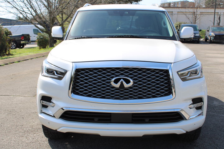 Used 2018 INFINITI QX80 2WD w/ Driver Assistance Package image 4