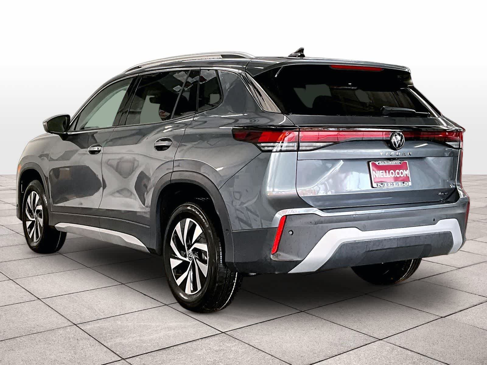 New 2026 Volkswagen Tiguan S AWD/4WD image 3