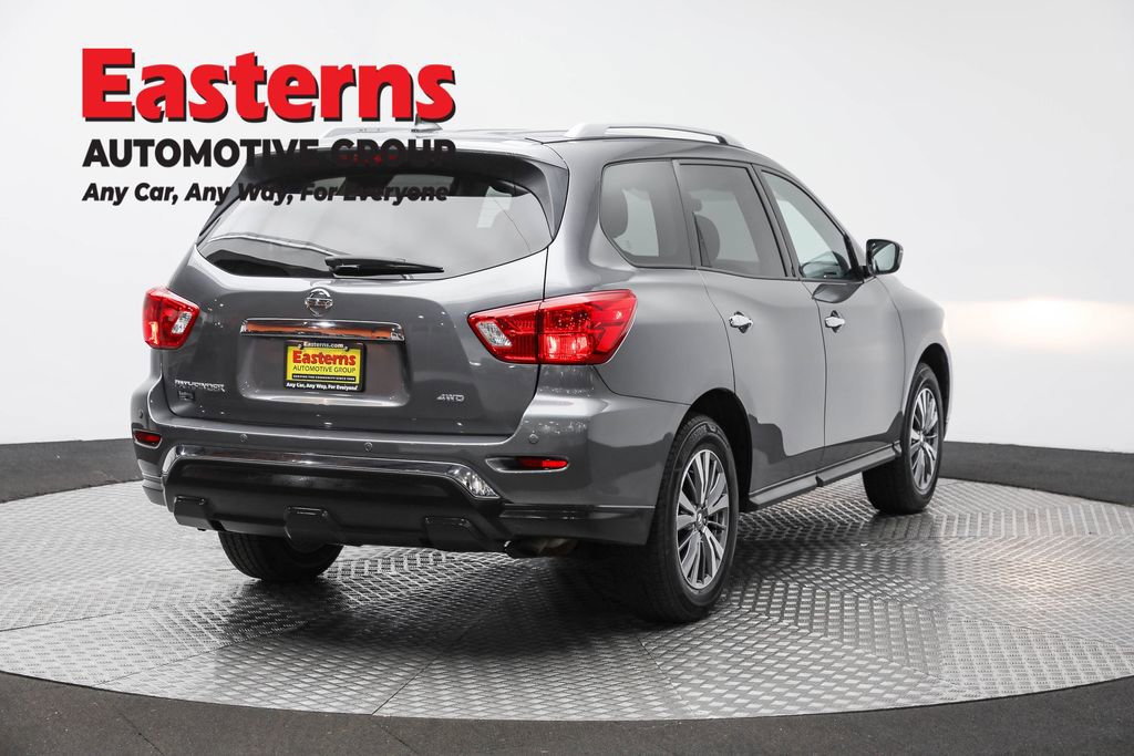 Used 2020 Nissan Pathfinder S image 5