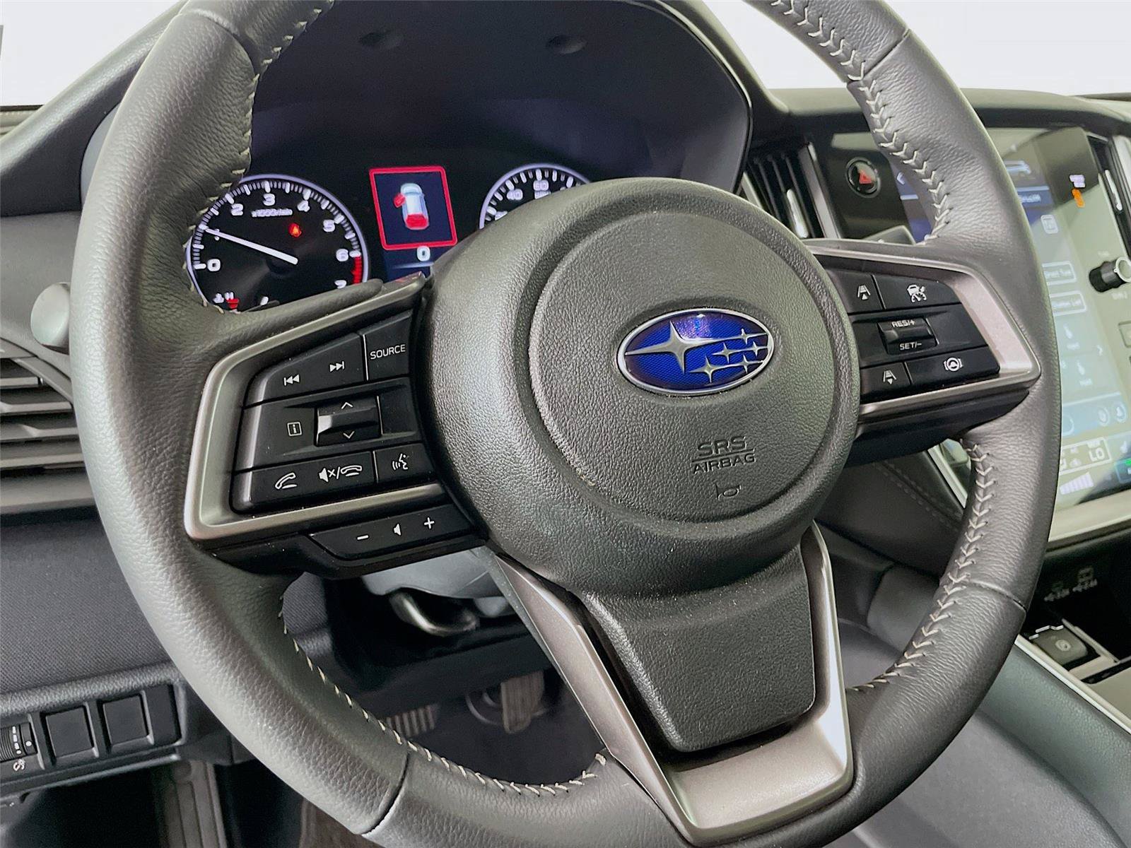 Certified 2025 Subaru Outback Premium AWD/4WD image 15