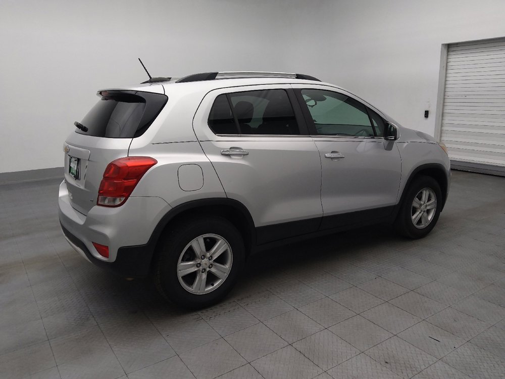 Used 2017 Chevrolet Trax LT w/ LT Convenience Package AWD/4WD image 10