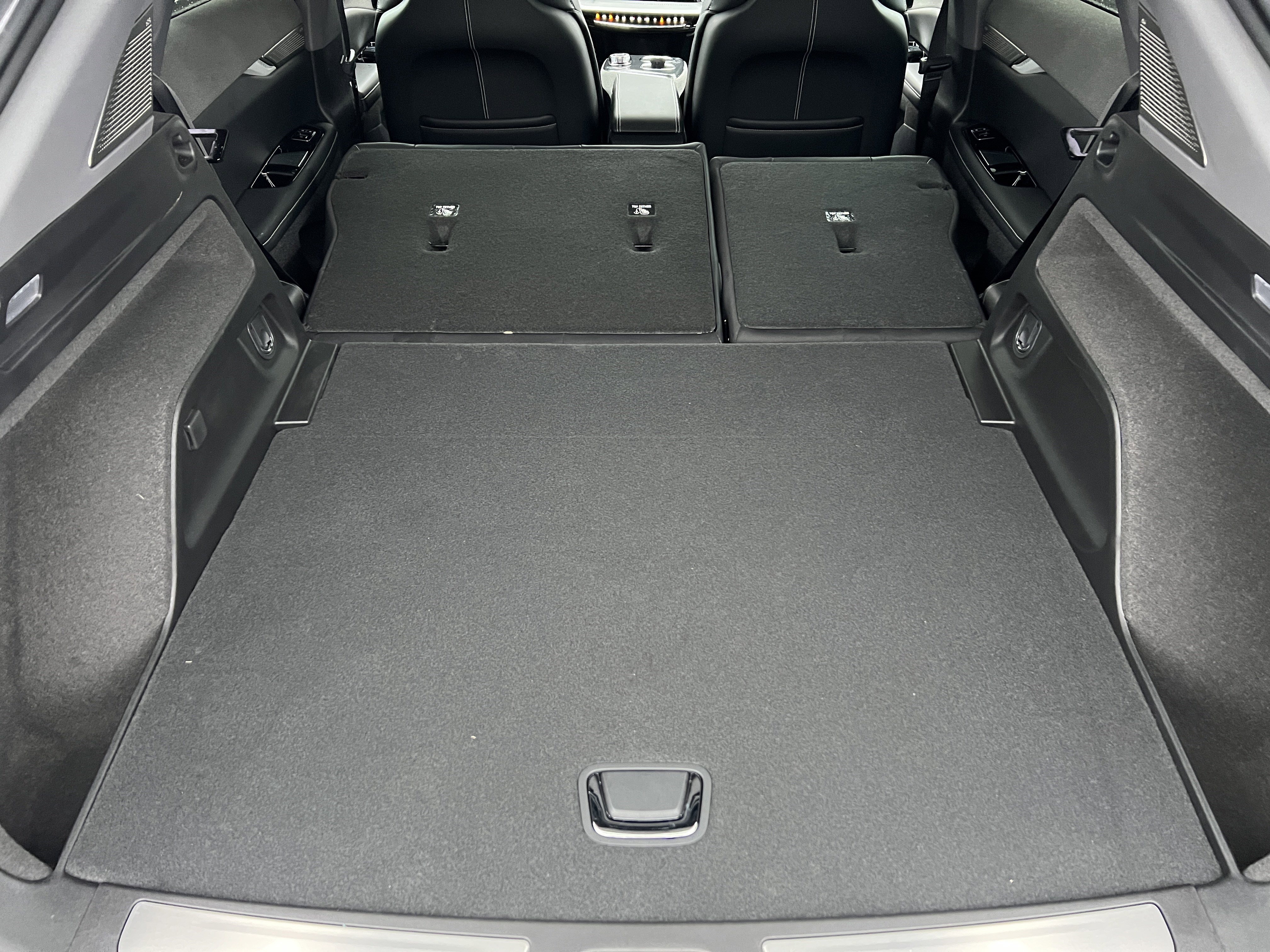 New 2025 Cadillac Optiq Sport 2 image 21