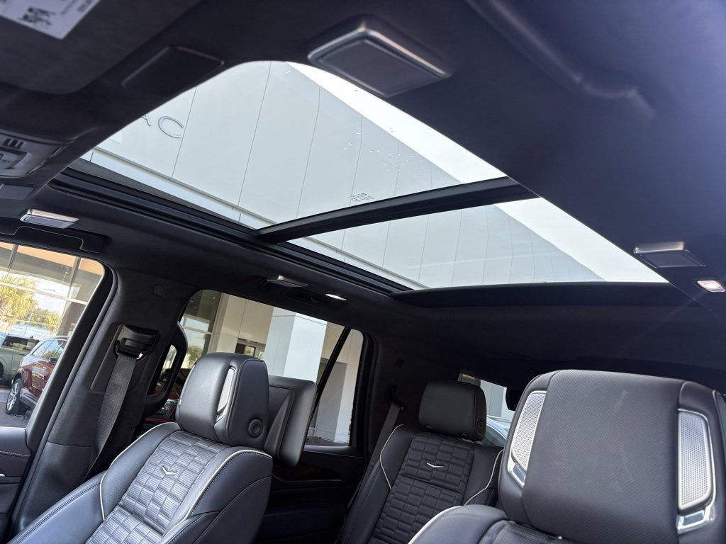 Used 2023 Cadillac Escalade Sport Platinum image 33