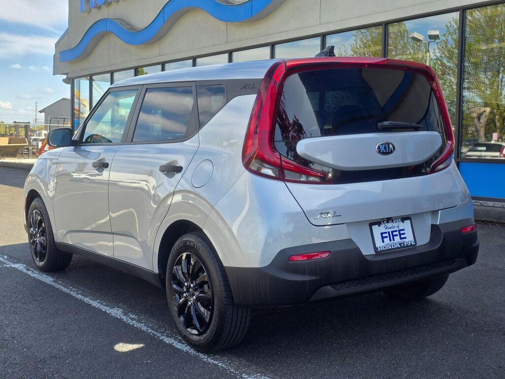 Used 2020 Kia Soul LX FWD image 3