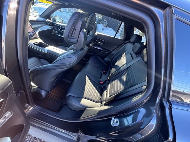 Used 2024 Mercedes-Benz GLC 300 4MATIC image 39
