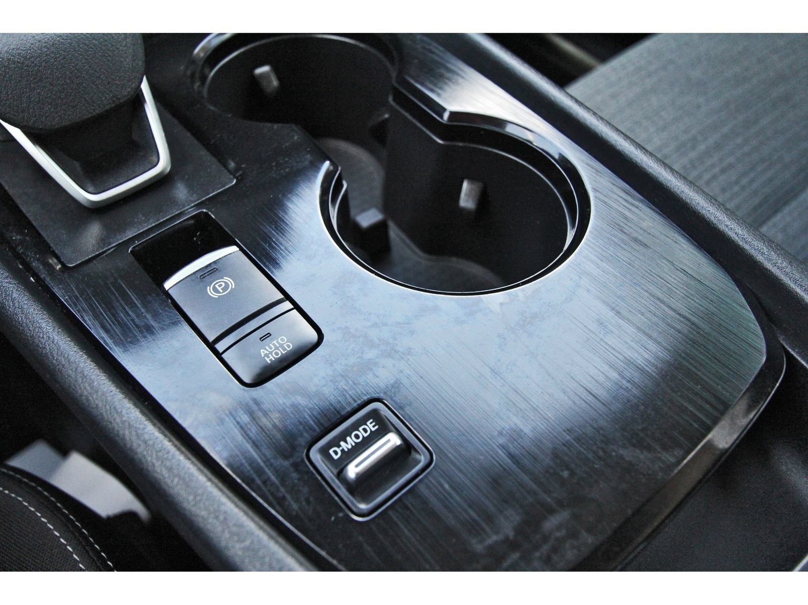 Used 2023 Nissan Rogue SV FWD image 30