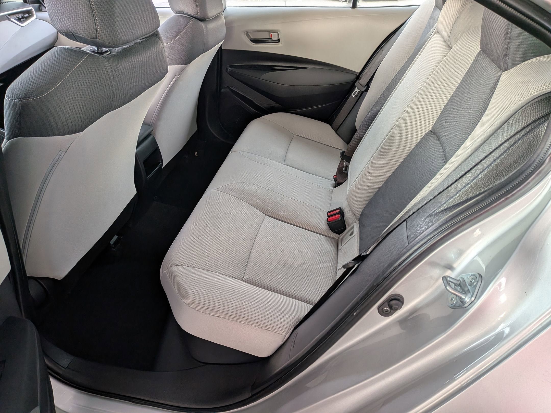 Certified 2022 Toyota Corolla LE FWD image 25