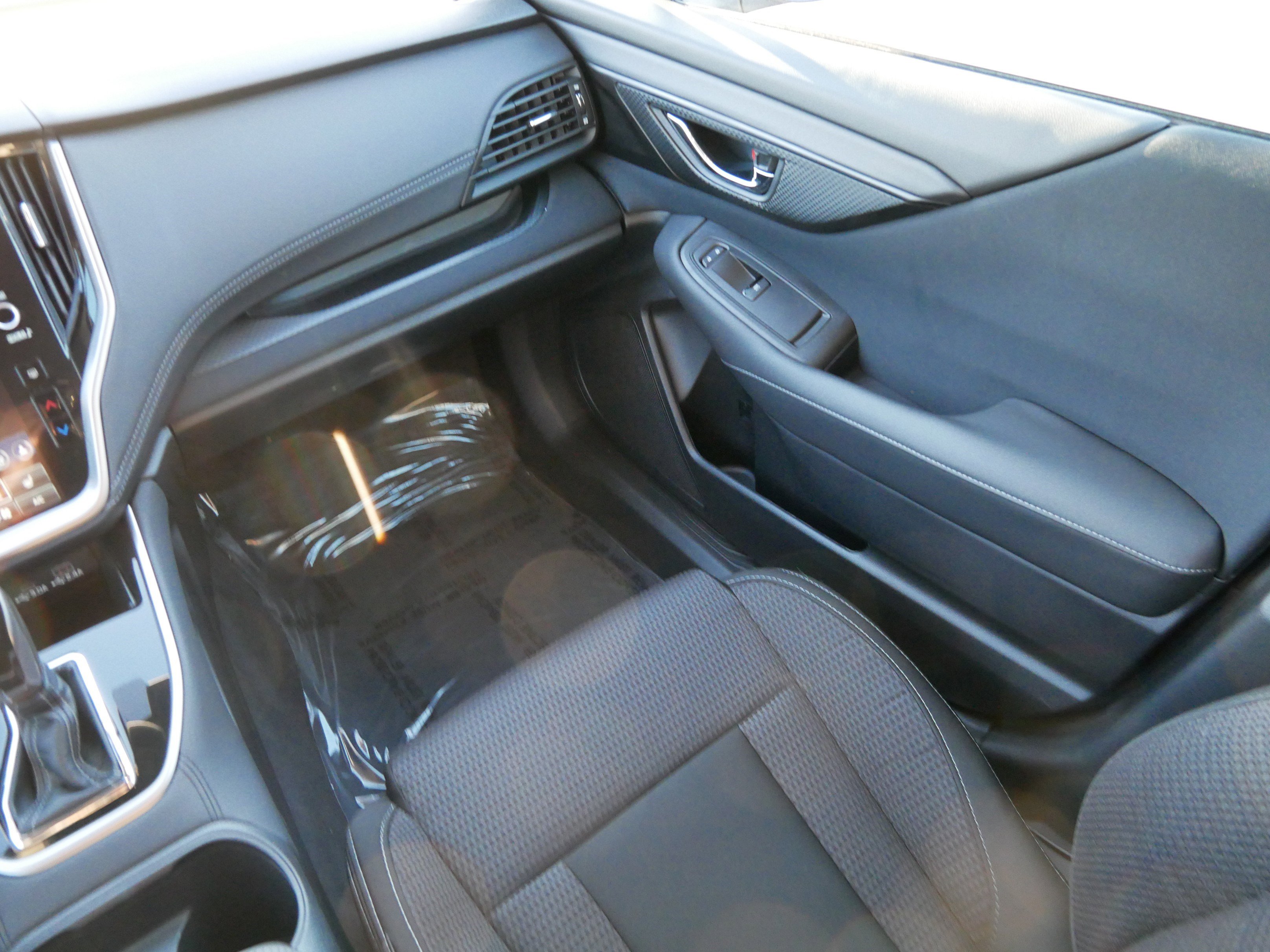 Certified 2025 Subaru Outback Premium image 11