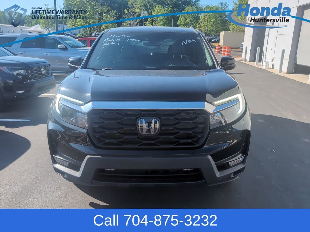 Used 2023 Honda Passport EX-L image 2