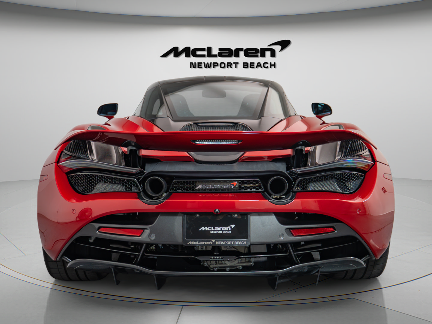 Used 2018 McLaren 720S Performance RWD image 5