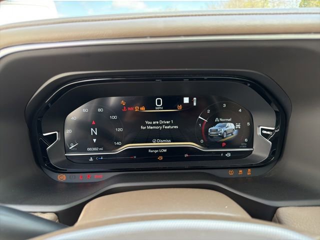 Used 2022 GMC Yukon XL Denali image 32