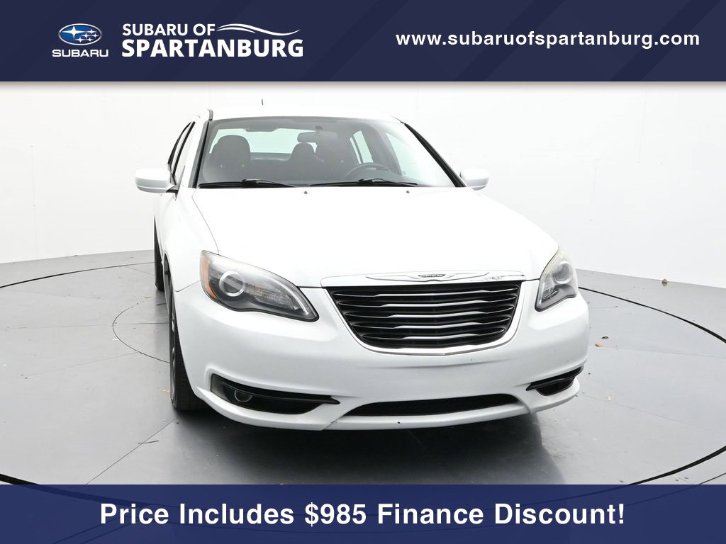 Used 2013 Chrysler 200 Touring w/ S Exterior Appearance Pkg video 2