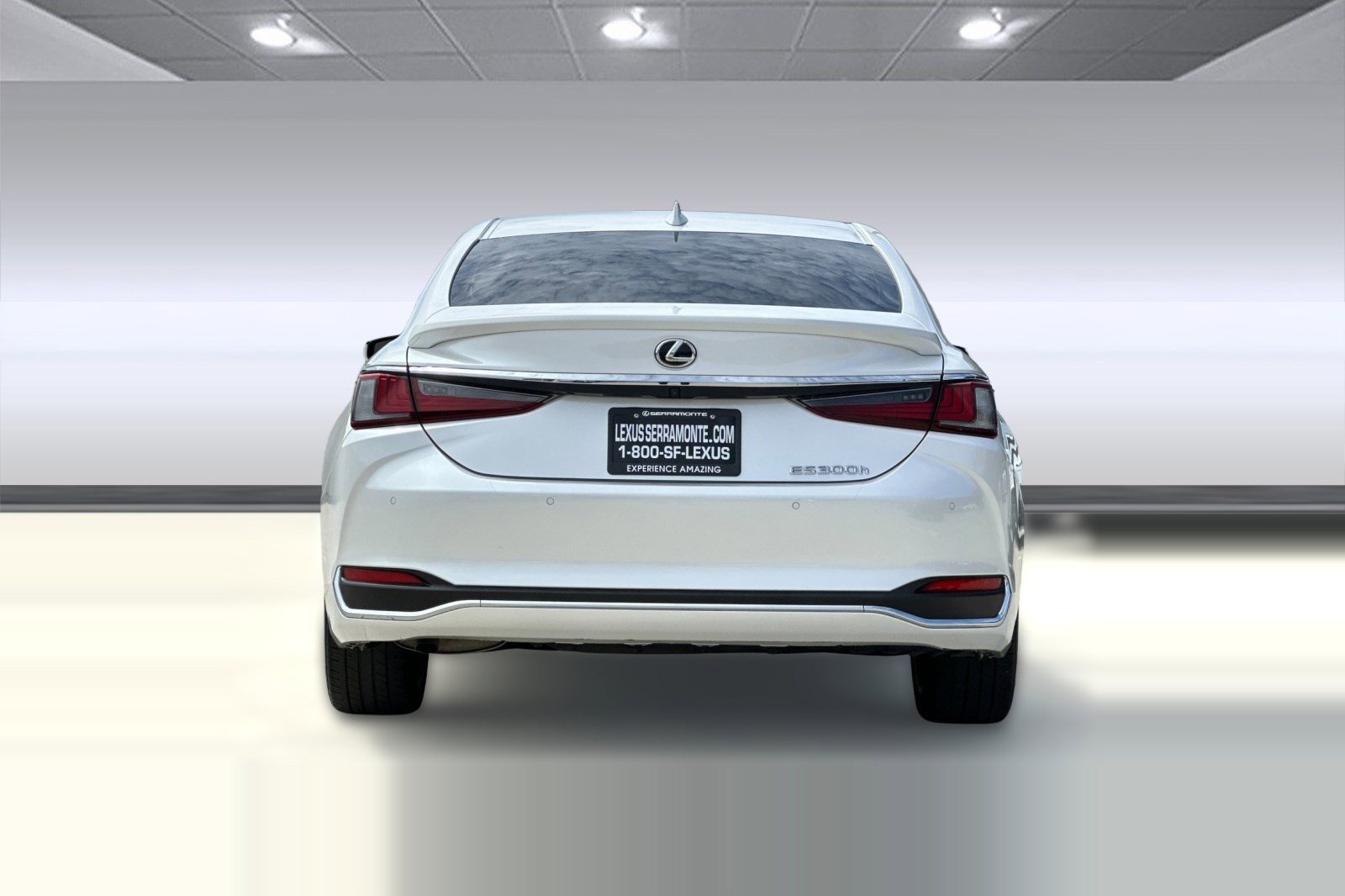 Used 2024 Lexus ES 300h w/ Premium Package image 9