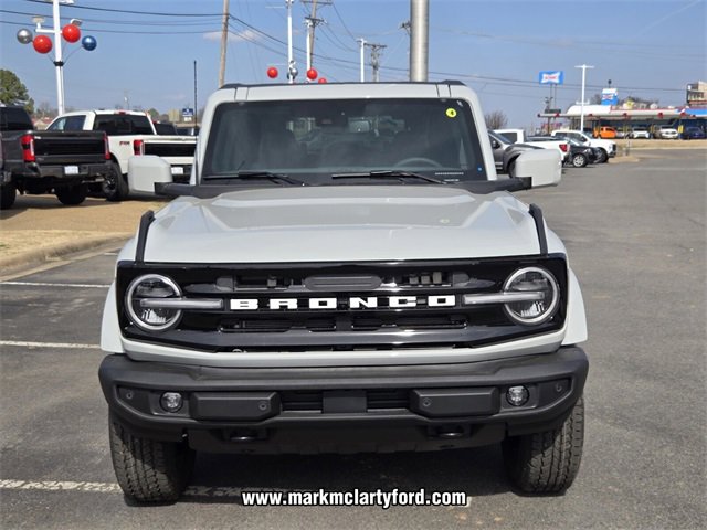 New 2026 Ford Bronco Outer Banks image 15