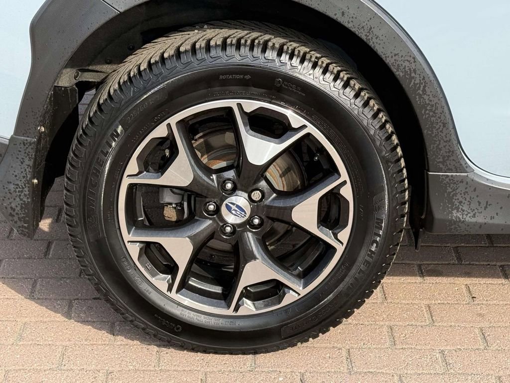 Used 2018 Subaru Crosstrek 2.0i Premium w/ Eyesight System image 7