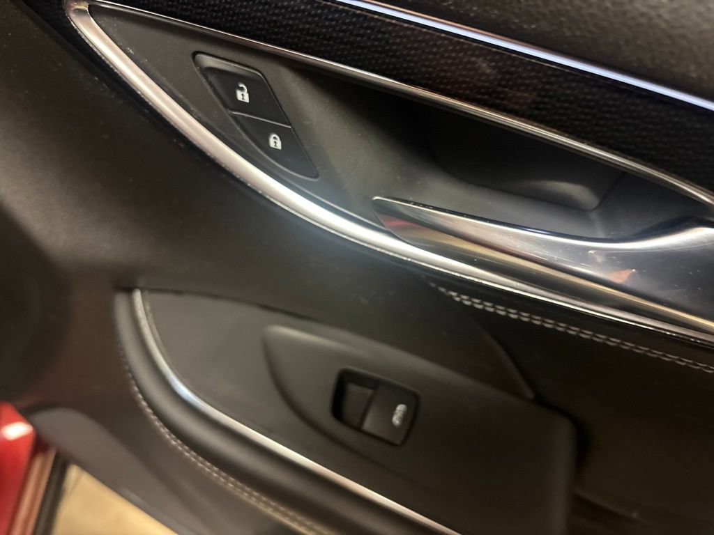 Used 2021 Buick Envision Preferred AWD/4WD image 27