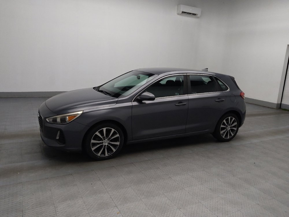 Used 2018 Hyundai Elantra GT image 2