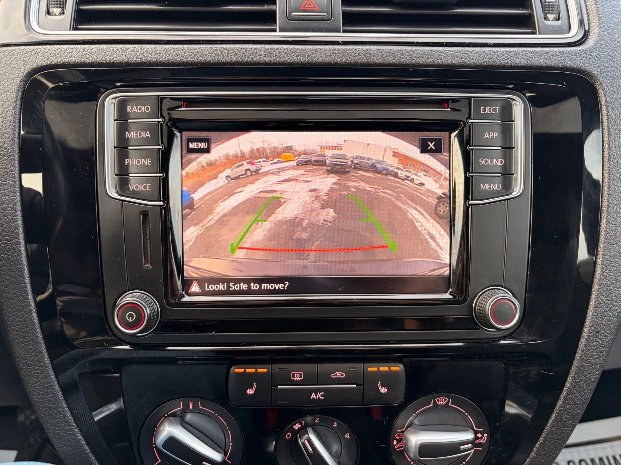 Used 2018 Volkswagen Jetta Sport image 65