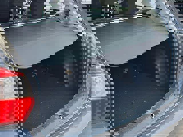 Used 2015 Subaru Impreza 2.0i Premium image 9