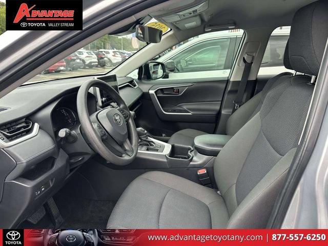 Certified 2025 Toyota RAV4 LE FWD image 19